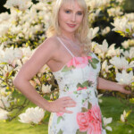 Shooting - Eva P.(Barbiegirl) - Magnolien - Rosengarten Zweibrücken - 04.2018