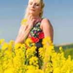 Shooting - Eva P.(Barbiegirl) - Rapsfeld Blüte - 05.2018